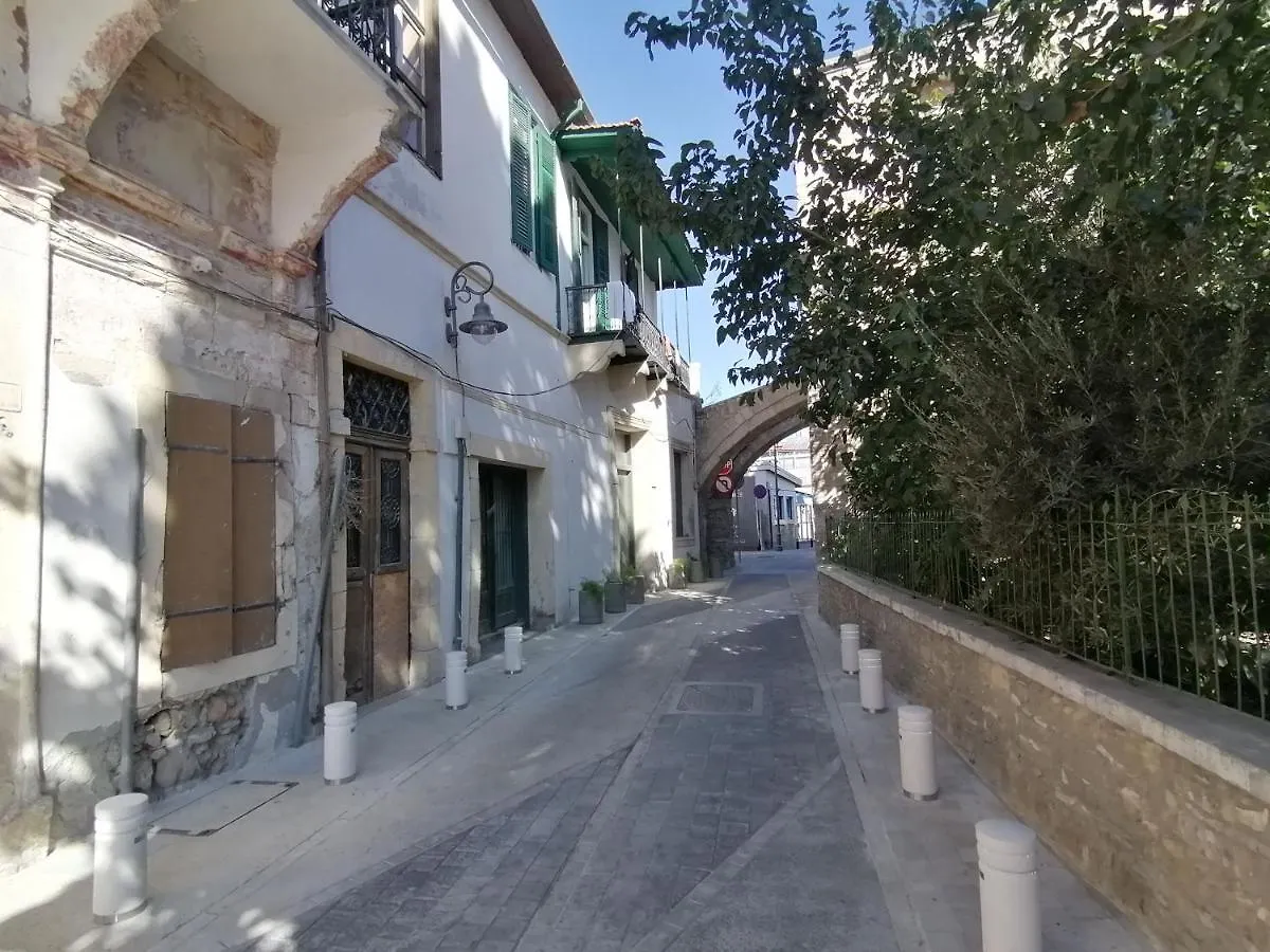 Le Mat Hostel Larnaca